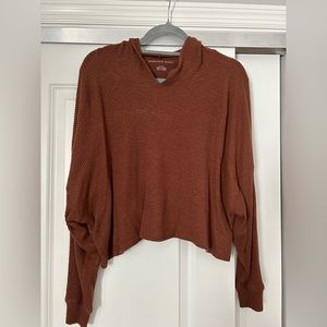 American Eagle - Soft Knit Cropped Hoodie (M)
